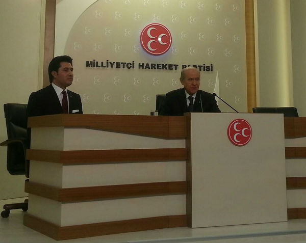 Νέο πρόβλημα στη Θράκη για τον ΣΥΡΙΖΑ: Παραιτήθηκε λόγω Γκρίζων Λύκων o υποψήφιος Αχμέτ Κουρτ