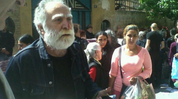 Επίθεση από χρυσαυγίτες στον Κολωνό καταγγέλλουν μέλη του ΣΥΡΙΖΑ – το σχόλιο του ΠΑΣΟΚ