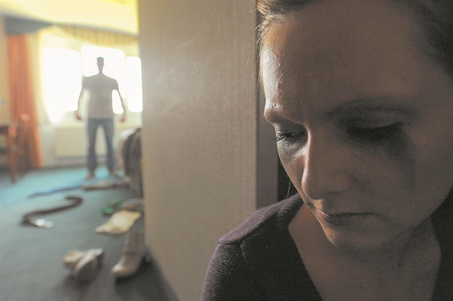 Μειώθηκαν οι καταγγελίες για ενδοοικογενειακή βία