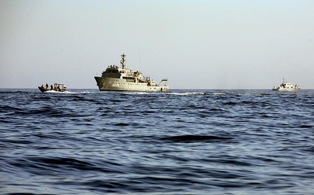 ΥΕΘΑ: «Ναυτικό και Αεροπορία παρακολουθούσαν τα τουρκικά πλοία που παραβίασαν τα χωρικά ύδατα»