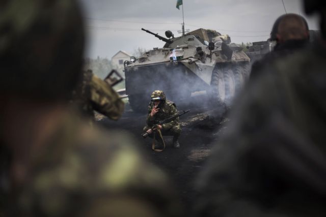 Σφοδρή ανταλλαγή πυρών στο Σλαβιάνσκ – αναφορές για τέσσερις νεκρούς