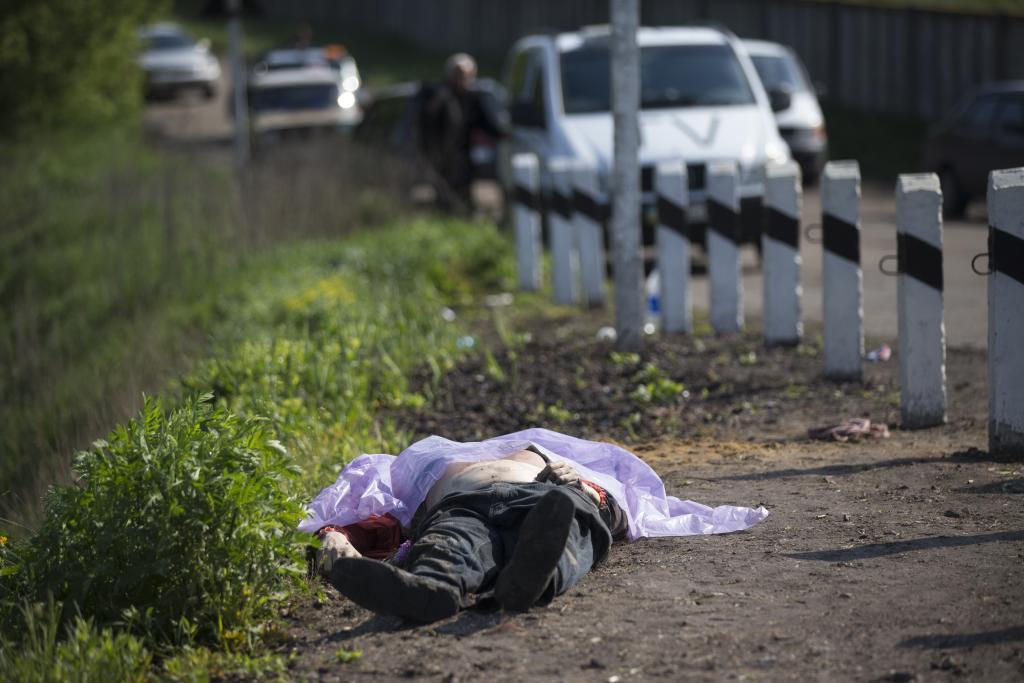 Νεκρούς μετρά η Ουκρανία, μαίνονται οι αιματηρές συγκρούσεις