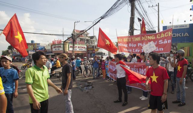 Βιετνάμ: 21 νεκροί στη διάρκεια αντικινεζικών ταραχών