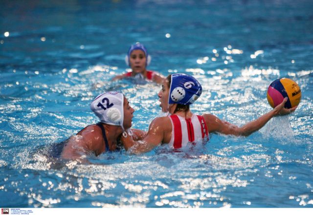 Τα κορίτσια του Ολυμπιακού κατέκτησαν το πρωτάθλημα στο πόλο