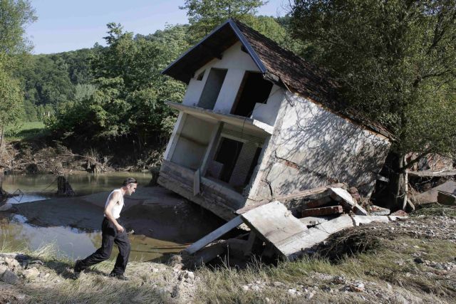 Σερβία: Σε περίπου 174,5 εκατ. ευρώ υπολογίζονται οι ζημιές από τις πλημμύρες
