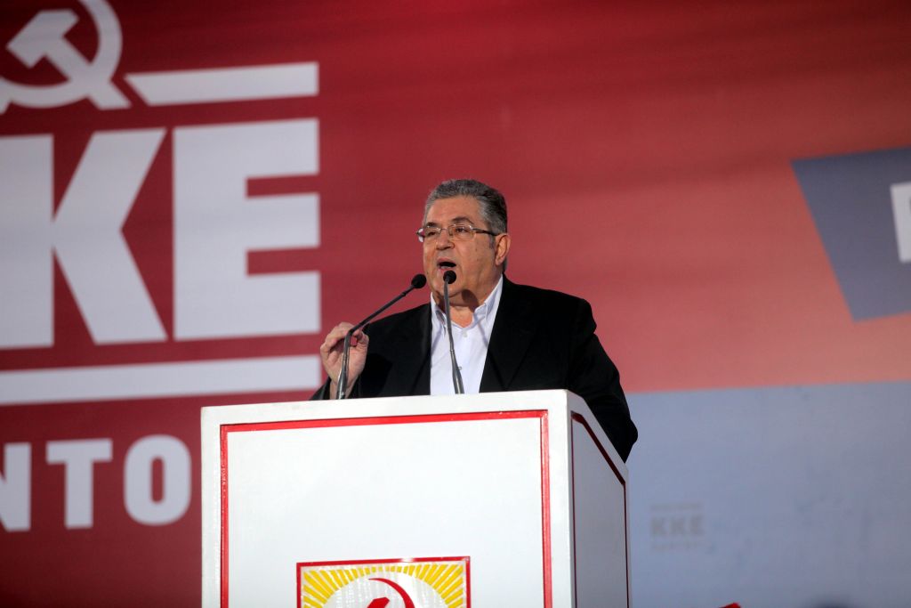 Κουτσούμπας: «ΝΔ και ΣΥΡΙΖΑ με εκβιαστικά διλήμματα και ψεύτικες υποσχέσεις παζαρεύουν ψήφους»
