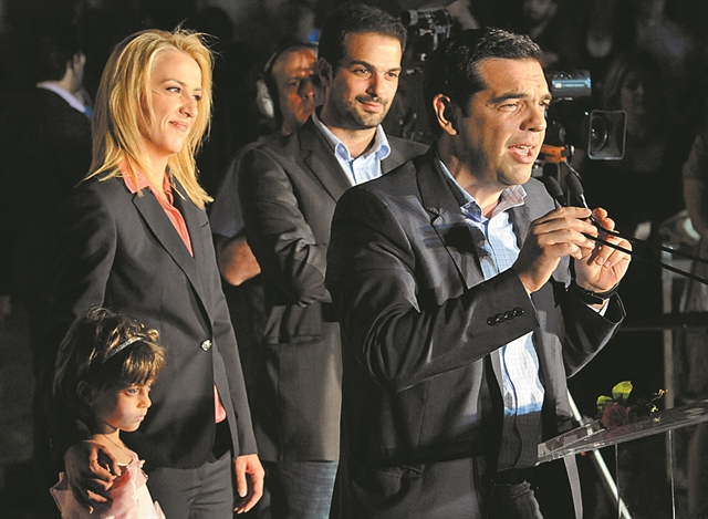 Τέσσερα πρόσωπα-γρίφος για τον Τσίπρα