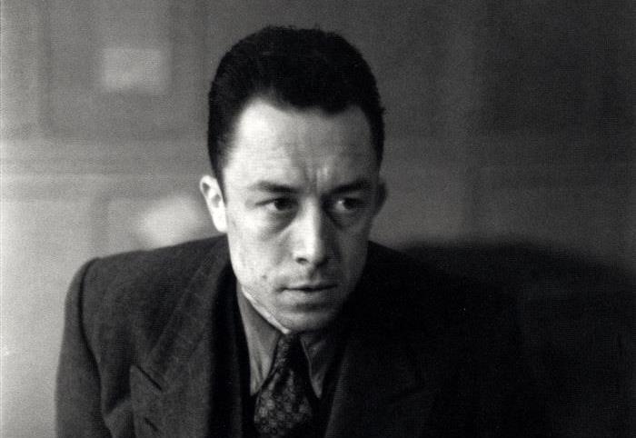 Οταν οι διανοούμενοι μιλούν για μπάλα