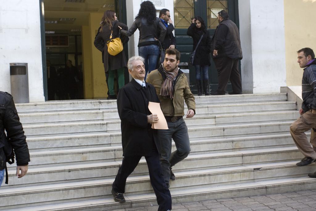 «Κάρφωσε» τον Κάντα στην απολογία του ο ελληνοελβετός δικηγόρος Σπύρος Μεταξάς