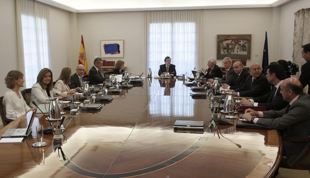 «Πράσινο φως» από το υπουργικό συμβούλιο της Ισπανίας για την ενθρόνιση του Φελίπε