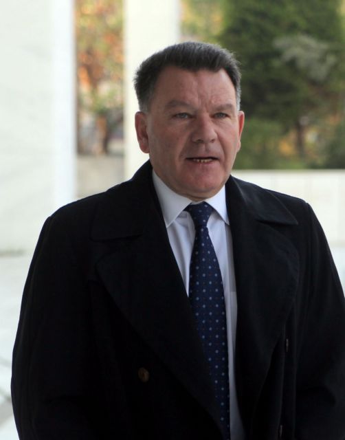 Πάθος, μπάλα και παράθυρα