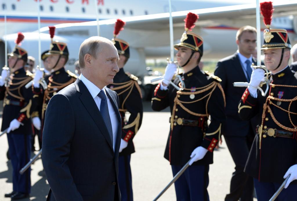Απόβαση… ηγετών στη Νορμανδία – και στη μέση ο Βλαντίμιρ Πούτιν