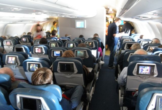 Ρόδος: Στο νοσοκομείο δυο τουρίστες από αναταράξεις αεροσκάφους