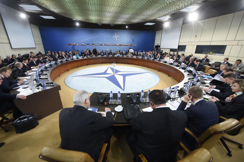 Προκλητικός και πάλι ο υπουργός Εξωτερικών των Σκοπίων για τη Σύνοδο Κορυφής του ΝΑΤΟ