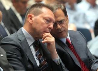 Μετράει τις ελαφρύνσεις στους φόρους ο Γκ. Χαρδούβελης