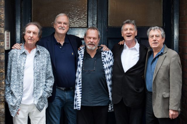 Μικ Τζάγκερ: «Οι Monty Python είναι ρυτιδιασμένοι γέροι»