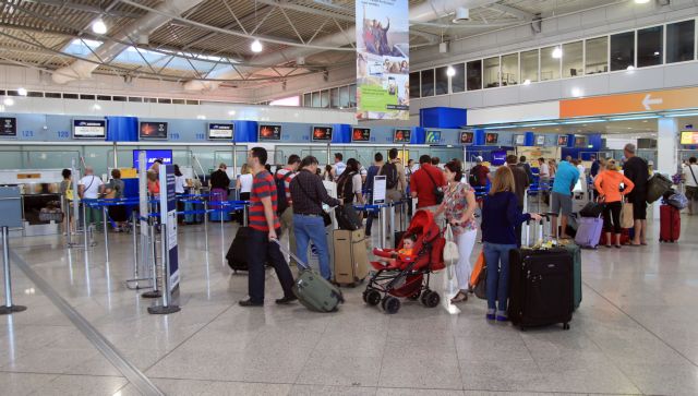 Κατέρρευσε προσωρινά το παγκόσμιο σύστημα check-in στα αεροδρόμια