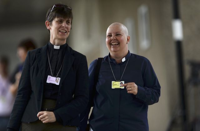 Ιστορική απόφαση της Εκκλησίας της Αγγλίας: και οι γυναίκες θα γίνονται επίσκοποι