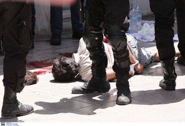 Επεισοδιακή σύλληψη Μαζιώτη με ανταλλαγή πυροβολισμών στο Μοναστηράκι – τέσσερις τραυματίες