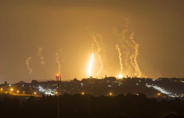 Η Χαμάς ζητεί άρση του αποκλεισμού της Γάζας για να διαπραγματευτεί εκεχειρία με το ισραήλ