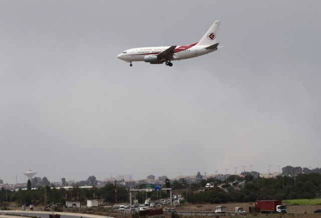 Γαλλία: «Το αεροσκάφος της Air Algerie είχε ελεγχθεί και ήταν σε πολύ καλή κατάσταση»