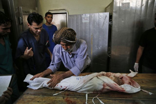 Εικόνες σοκ! Θρήνος για τον θάνατο εκατοντάδων παιδιών από τους βομβαρδισμούς του Ισραήλ