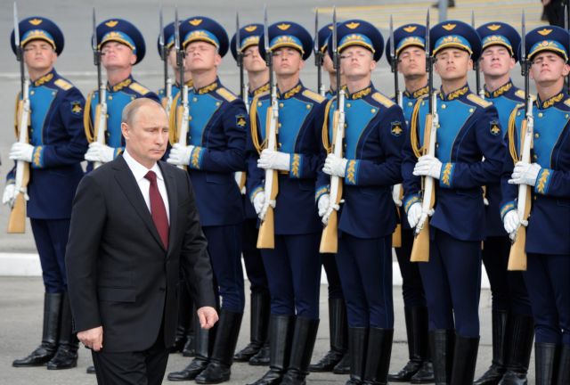 Το ΝΑΤΟ προειδοποιεί ότι αυξάνεται η παρουσία ρώσων στρατιωτών στα ουκρανικά σύνορα