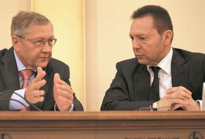 Νέα κοροϊδία με υποσχέσεις για δώρο Χριστουγέννων