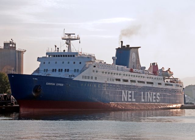 Απίστευτη ταλαιπωρία στη Θεσσαλονίκη για τους επιβάτες του πλοίου European Express