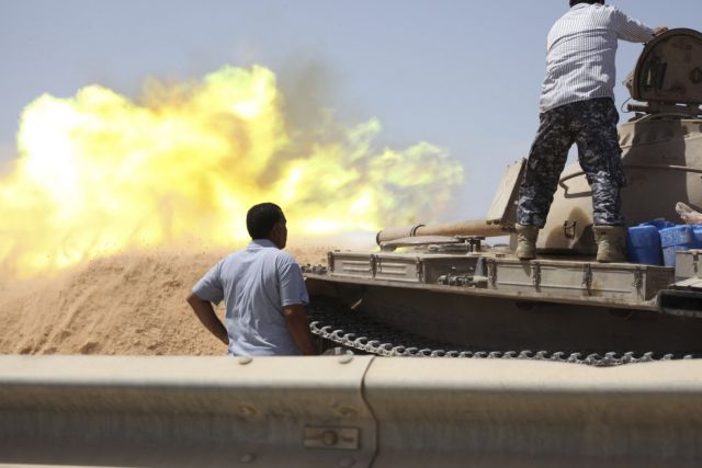 Δέκα νεκροί από νέα επίθεση εναντίον ισλαμιστικής πολιτοφυλακής στη Λιβύη