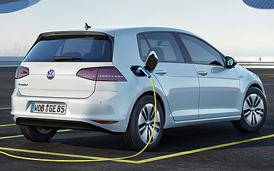 Το νέο ηλεκτρικό VW Golf θα κυκλοφορήσει πρώτα στην Αμερική