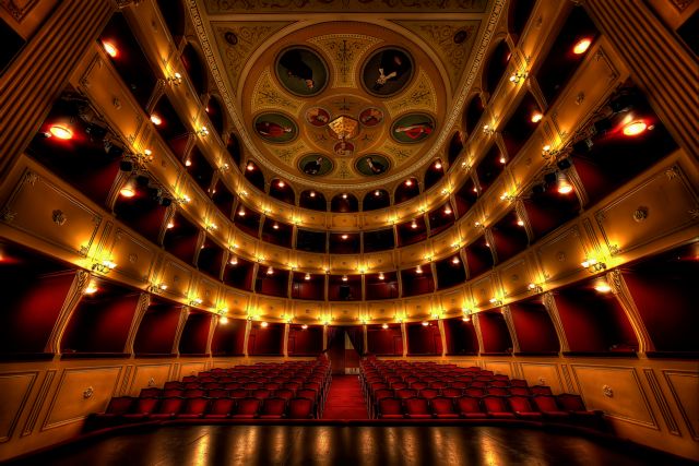 Πρωτεύει όλων των εν Ανατολή θεάτρων: Ο Μ. Ελευθερίου γράφει για το πρώτο θέατρο της Ελλάδας