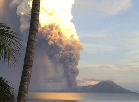Παπούα Νέα Γουινέα: «Ξύπνησε» και το ηφαίστειο Ταβουρβούρ – εκκενώθηκαν τα γύρω χωριά
