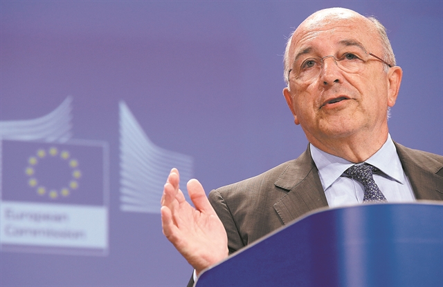 «Δεν είναι ρεαλιστική η διαγραφή χρεών»