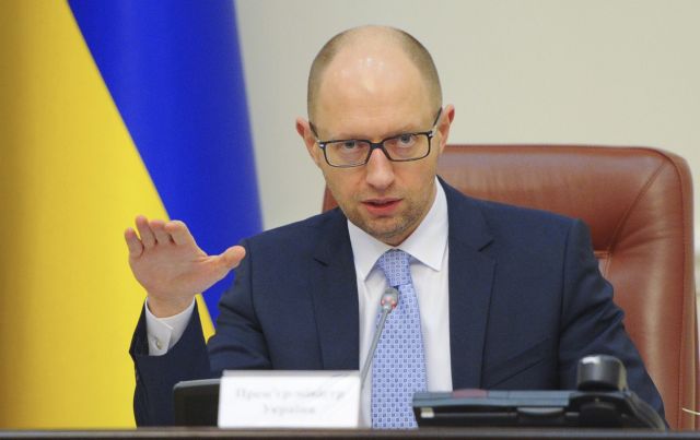 Ουκρανία: «Πιστοποιητικό φρονημάτων» από 1 εκατ. δημόσιους λειτουργούς θα ζητήσει ο Γιατσενιούκ