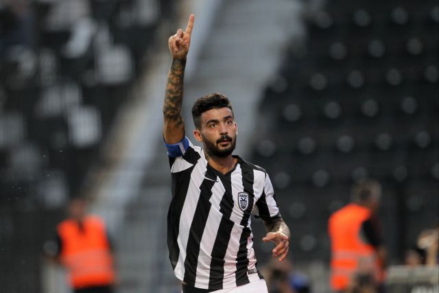 Ο Αθανασιάδης υπέγραψε το νέο συμβόλαιο με τον ΠΑΟΚ