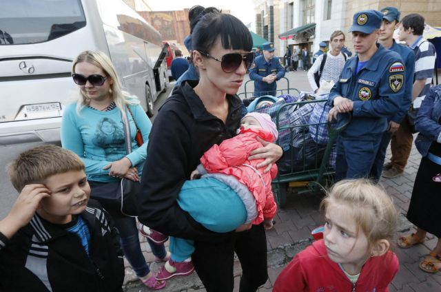 ΟΗΕ: Περισσότεροι από ένα εκατομμύριο οι εκτοπισμένοι στην Ουκρανία