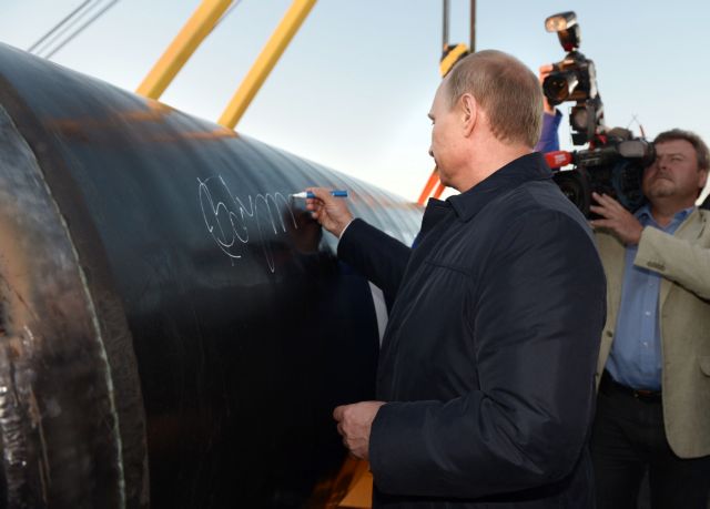 Με μηνύματα προς τη Δύση ο Πούτιν εγκαινίασε τον αγωγό φυσικού αερίου «Δύναμη της Σιβηρίας»