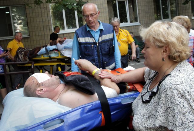 Ουκρανία: Σκοτώθηκαν 15 στρατιώτες από πυρά αυτονομιστών στο Ντονέτσκ