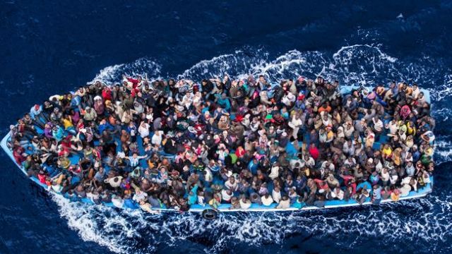 Πληροφορίες για ναυάγιο με 500 μετανάστες στη Μεσόγειο