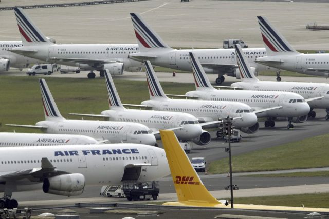 Για απεργία διαρκείας προειδοποιούν οι πιλότοι της Air France