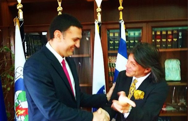 Ψινάκης μετά τη συνάντησή του με Κικίλια: «Τα σπάει ο υπουργός…»