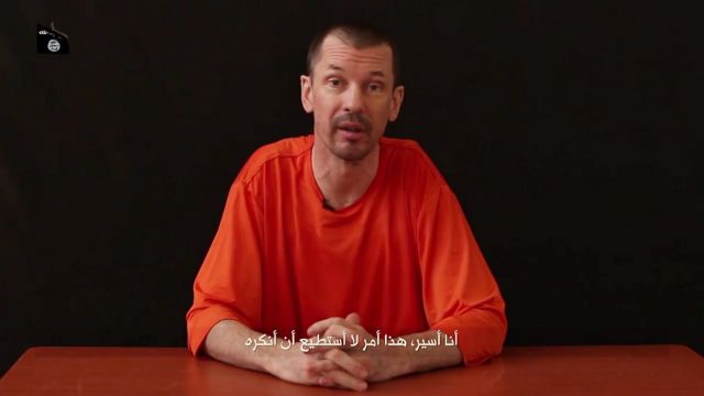 Τρίτο βίντεο «κήρυγμα» βρετανού ομήρου της ISIS