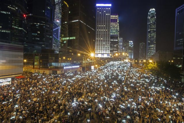 Tελεσίγραφο των διαδηλωτών στο Χονγκ Κονγκ – αμετακίνητο το Πεκίνο
