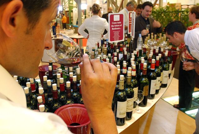 Η Γαλλία «εκθρόνισε» την Ιταλία παίρνοντας τα σκήπτρα της παγκόσμιας παραγωγής κρασιού