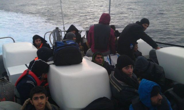 Στους 318 οι παράνομοι μετανάστες που έφτασαν σε ελληνικά νησιά την Πέμπτη