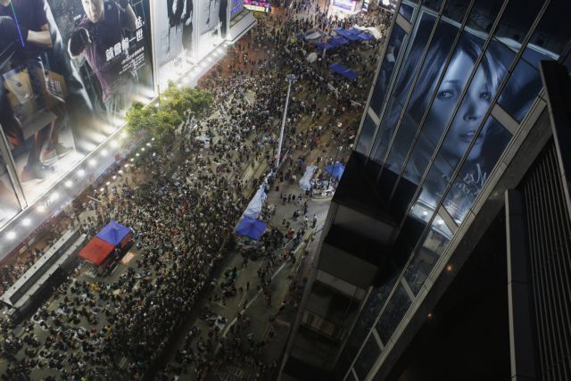 Οι φοιτητές στο Χονγκ Κονγκ απειλούν να κλιμακώσουν τις κινητοποιήσεις