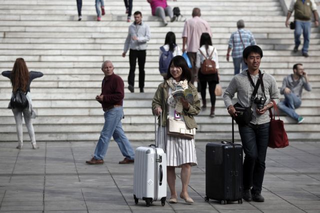 Στα 22,5 εκατ. οι τουρίστες το 2014 – πού οφείλεται η αύξηση των αφίξεων