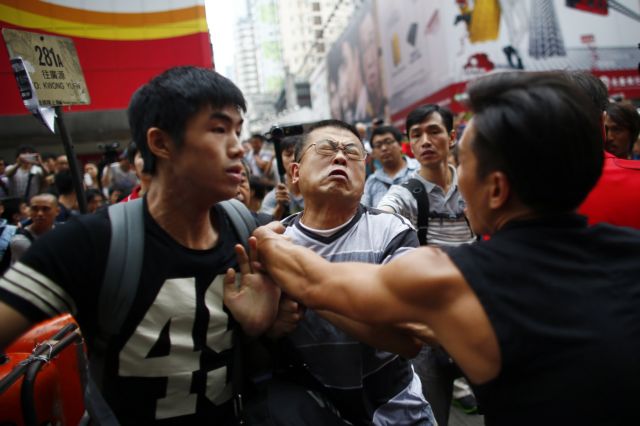 Η κινεζική μαφία «παρούσα» στις διαδηλώσεις στο Χονγκ Κονγκ