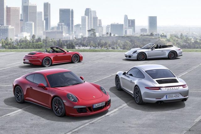 H Porsche παρουσιάζει τις νέες 911 Carrera GTS με ισχύ 430 ίππους
